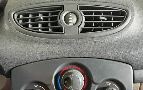 Renault Clio III, 2007 год, 410 000 рублей, 13 фотография