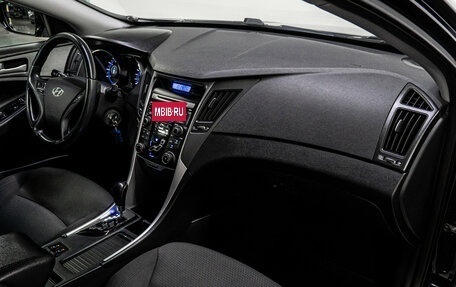 Hyundai Sonata VI, 2011 год, 995 000 рублей, 14 фотография