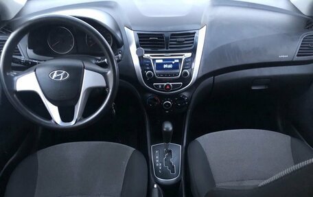 Hyundai Solaris II рестайлинг, 2011 год, 765 000 рублей, 11 фотография