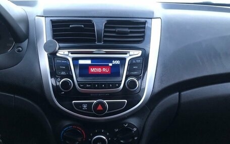 Hyundai Solaris II рестайлинг, 2011 год, 765 000 рублей, 12 фотография