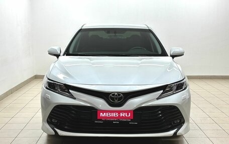 Toyota Camry, 2019 год, 2 700 000 рублей, 2 фотография