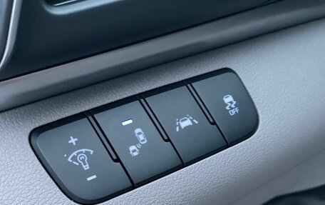 Hyundai Elantra VI рестайлинг, 2019 год, 1 650 000 рублей, 9 фотография