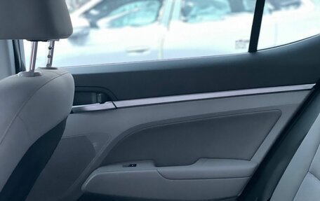 Hyundai Elantra VI рестайлинг, 2019 год, 1 650 000 рублей, 26 фотография