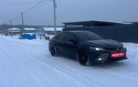 Toyota Camry, 2020 год, 2 800 000 рублей, 2 фотография