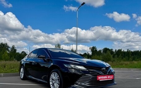 Toyota Camry, 2020 год, 2 800 000 рублей, 12 фотография