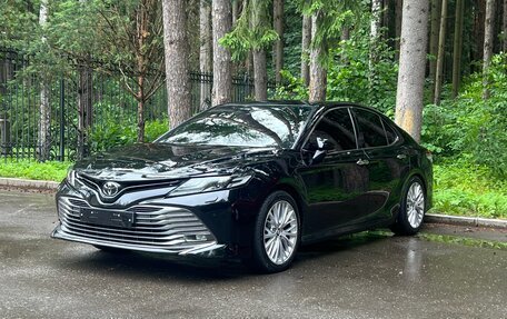 Toyota Camry, 2020 год, 2 800 000 рублей, 20 фотография