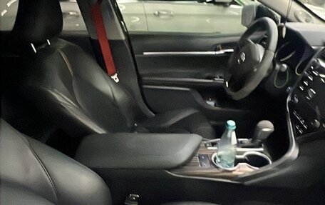 Toyota Camry, 2020 год, 2 800 000 рублей, 23 фотография