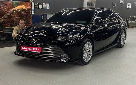 Toyota Camry, 2020 год, 2 800 000 рублей, 19 фотография