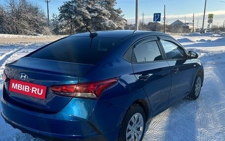 Hyundai Solaris II рестайлинг, 2021 год, 1 520 000 рублей, 4 фотография