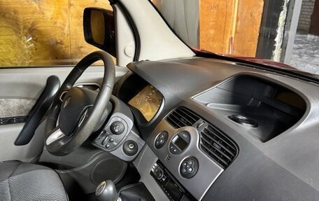 Renault Kangoo II рестайлинг, 2010 год, 850 000 рублей, 7 фотография