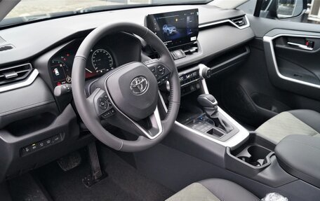 Toyota RAV4, 2025 год, 4 250 000 рублей, 16 фотография