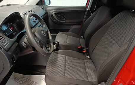 Skoda Fabia II, 2013 год, 635 000 рублей, 7 фотография