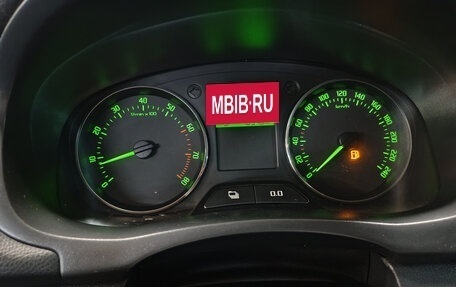 Skoda Fabia II, 2013 год, 635 000 рублей, 10 фотография