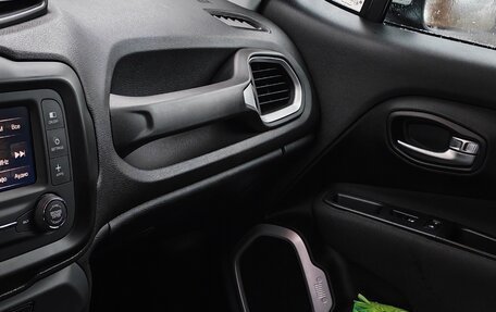 Jeep Renegade I рестайлинг, 2018 год, 1 625 000 рублей, 18 фотография