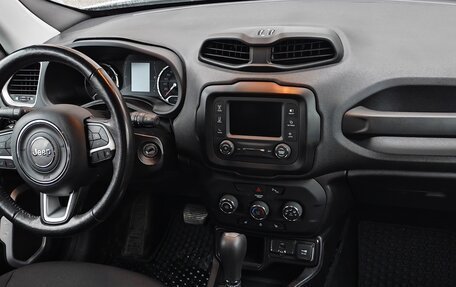 Jeep Renegade I рестайлинг, 2018 год, 1 625 000 рублей, 13 фотография