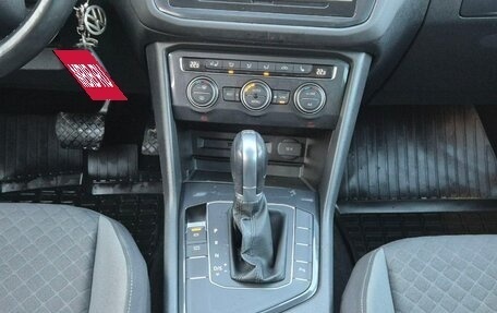 Volkswagen Tiguan II, 2017 год, 1 780 000 рублей, 11 фотография