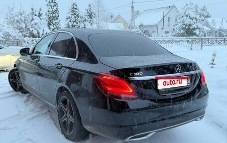 Mercedes-Benz C-Класс, 2019 год, 3 700 000 рублей, 4 фотография