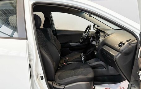 KIA Rio III рестайлинг, 2013 год, 899 000 рублей, 14 фотография