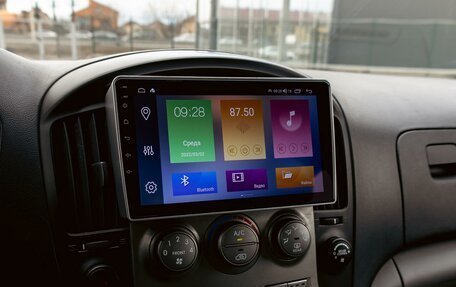 Hyundai Grand Starex Grand Starex I рестайлинг 2, 2014 год, 1 595 000 рублей, 14 фотография