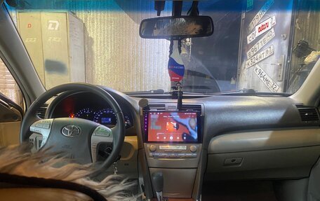 Toyota Camry, 2010 год, 1 500 000 рублей, 4 фотография