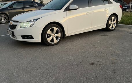 Chevrolet Cruze II, 2012 год, 970 000 рублей, 2 фотография