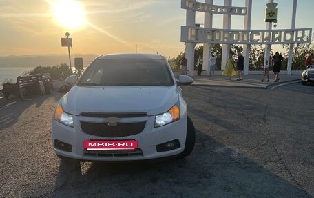 Chevrolet Cruze II, 2012 год, 970 000 рублей, 3 фотография