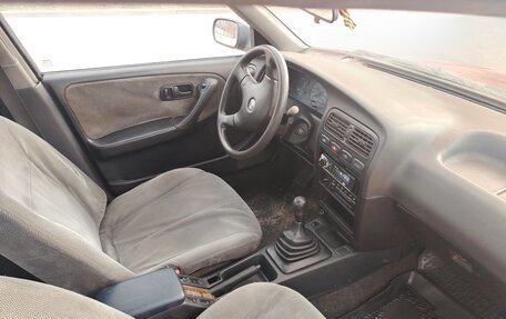 Nissan Primera II рестайлинг, 1991 год, 150 000 рублей, 6 фотография