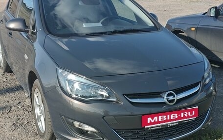 Opel Astra J, 2013 год, 680 000 рублей, 3 фотография