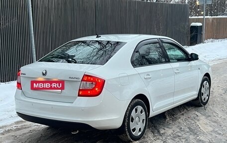 Skoda Rapid I, 2014 год, 750 000 рублей, 4 фотография