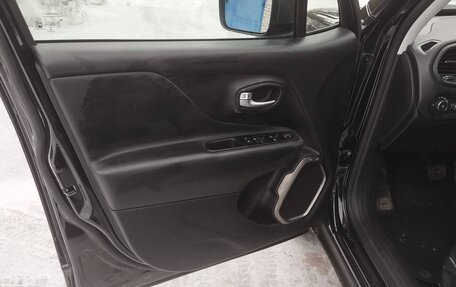 Jeep Renegade I рестайлинг, 2020 год, 2 730 000 рублей, 17 фотография