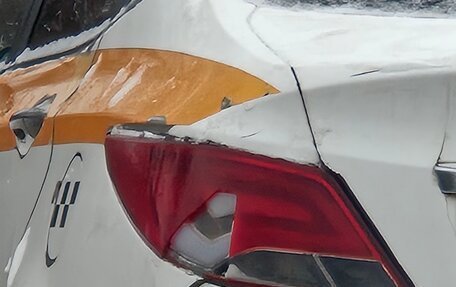 Hyundai Solaris II рестайлинг, 2015 год, 570 000 рублей, 2 фотография