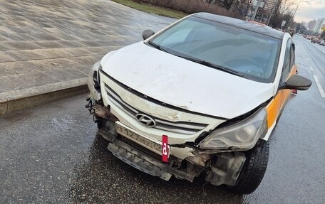 Hyundai Solaris II рестайлинг, 2015 год, 570 000 рублей, 5 фотография