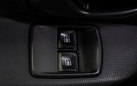 Renault Logan II, 2016 год, 600 000 рублей, 12 фотография