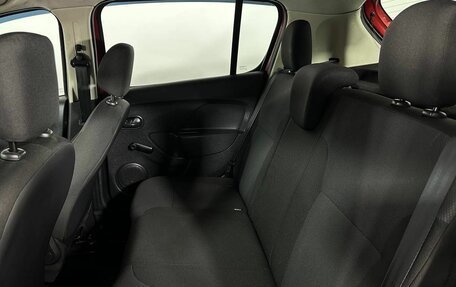 Renault Sandero II рестайлинг, 2015 год, 810 000 рублей, 10 фотография