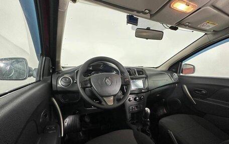 Renault Sandero II рестайлинг, 2015 год, 810 000 рублей, 13 фотография