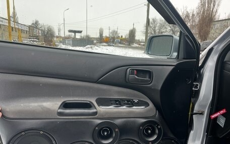 Mitsubishi Lancer IX, 2005 год, 410 000 рублей, 12 фотография