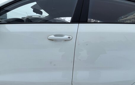 KIA Rio IV, 2018 год, 1 390 000 рублей, 8 фотография