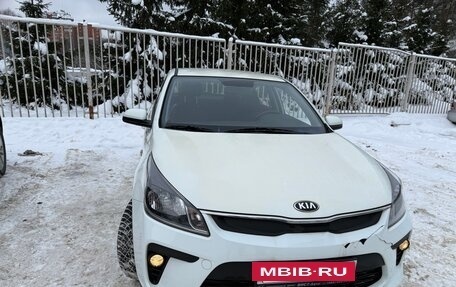 KIA Rio IV, 2018 год, 1 390 000 рублей, 12 фотография
