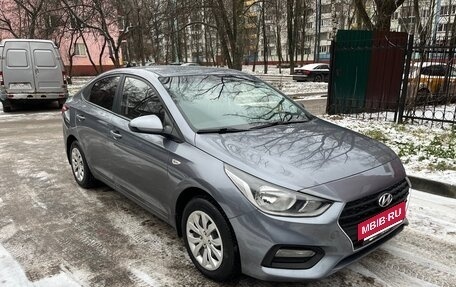 Hyundai Solaris II рестайлинг, 2017 год, 1 150 000 рублей, 3 фотография