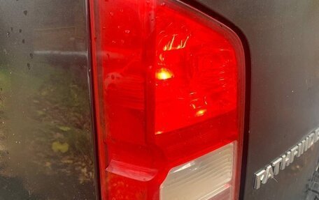 Nissan Pathfinder, 2007 год, 940 000 рублей, 10 фотография