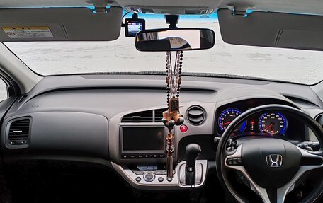 Honda Stream II, 2012 год, 1 750 000 рублей, 7 фотография