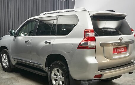 Toyota Land Cruiser Prado 150 рестайлинг 2, 2015 год, 3 100 000 рублей, 7 фотография