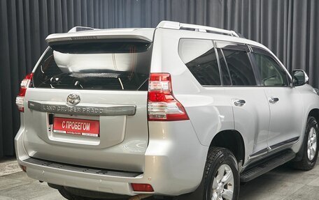 Toyota Land Cruiser Prado 150 рестайлинг 2, 2015 год, 3 100 000 рублей, 5 фотография