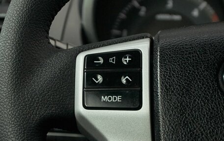 Toyota Land Cruiser Prado 150 рестайлинг 2, 2015 год, 3 100 000 рублей, 23 фотография