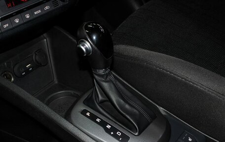 KIA Rio III рестайлинг, 2016 год, 1 000 000 рублей, 17 фотография