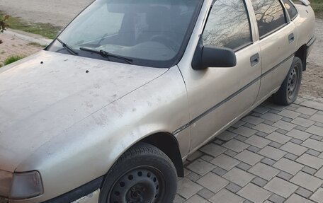 Opel Vectra A, 1990 год, 110 000 рублей, 1 фотография