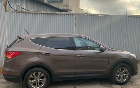 Hyundai Santa Fe III рестайлинг, 2013 год, 1 700 000 рублей, 1 фотография