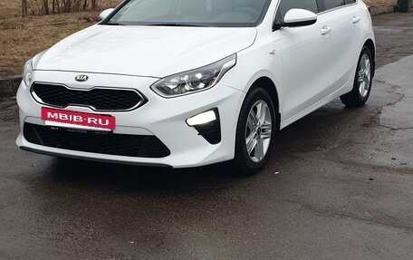 KIA cee'd III, 2021 год, 1 800 000 рублей, 2 фотография