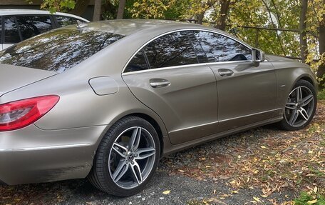 Mercedes-Benz CLS, 2012 год, 2 100 000 рублей, 2 фотография