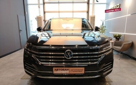 Volkswagen Touareg III, 2019 год, 5 679 000 рублей, 2 фотография